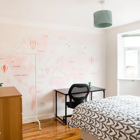 Deluxe 4 Bedroom House In Filton Bs34 Oakley Apartamento Bristol